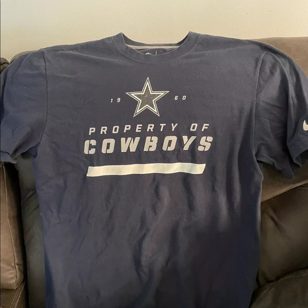 Dallas Cowboys Nike NFL t-shirt property of large